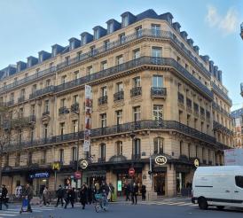 Façade C&A Haussmann à Paris - AXE IMMOBILIER